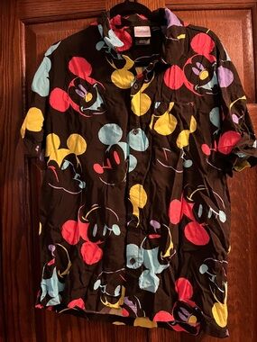 Unbranded Men's Short-Sleeve Button-Up Shirt in Black with Mickey Mouse Print
